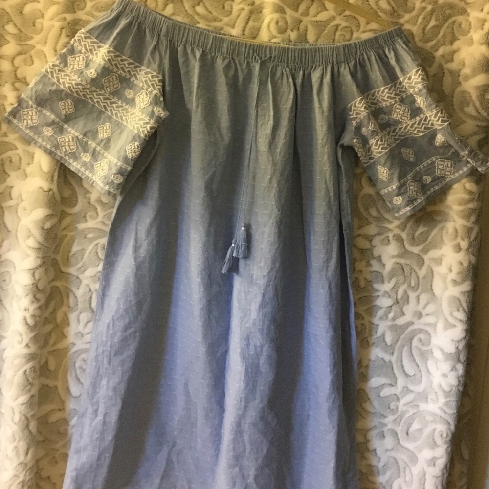 Old Navy Light Blue off the Shoulder Summer Dress Size Small (Generous Small)